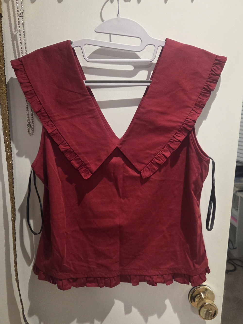 Marc New York Red Ruffle Collar V-Neck Sleeveless Top